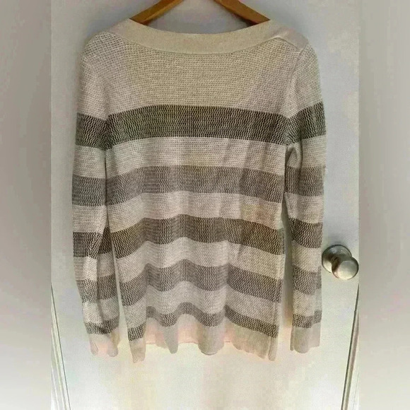 White and grey striped long pullover sweater by Market & Spruce size medium - Picture 10 of 13